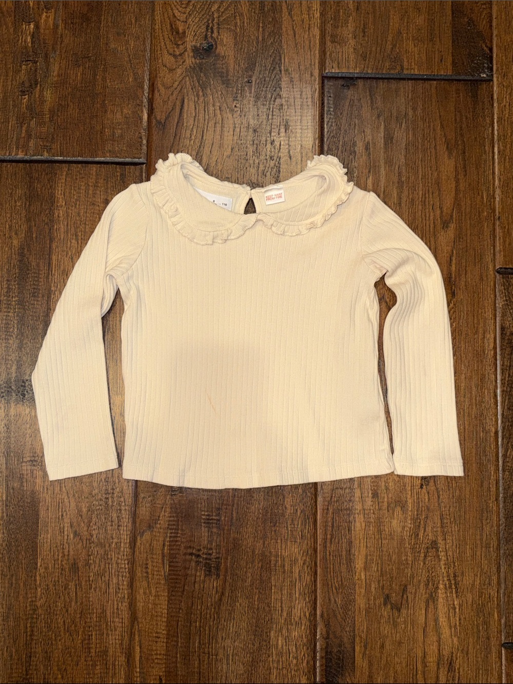 Zara Cream Ruffle Collar Ribbed Long-Sleeve Top. GIRLS SIZE 6. Never worn.